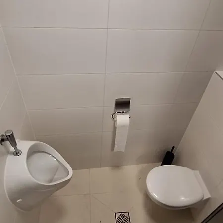 Jacht Amber Úszó hotel *